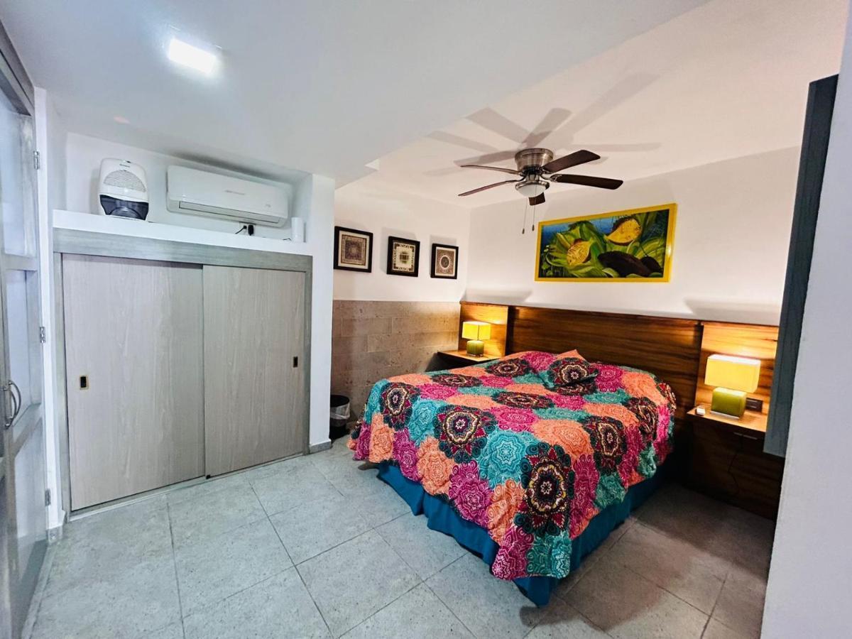 Meson Del Capitan 7 Depa En El Centro! Apartamento Mazatlán